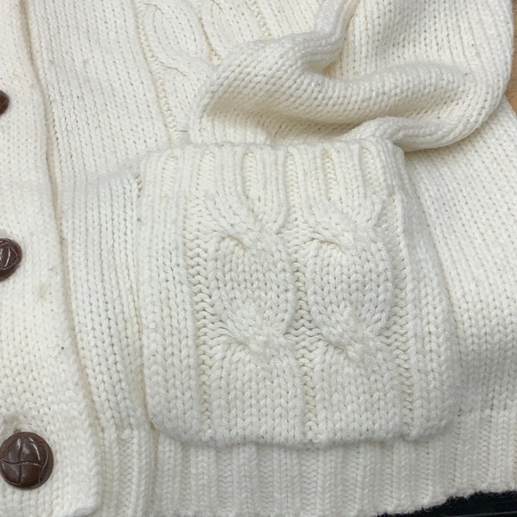 100% ACRYLIC EXCLUSIVE IMPORTS -44 - Picture 5 of 5